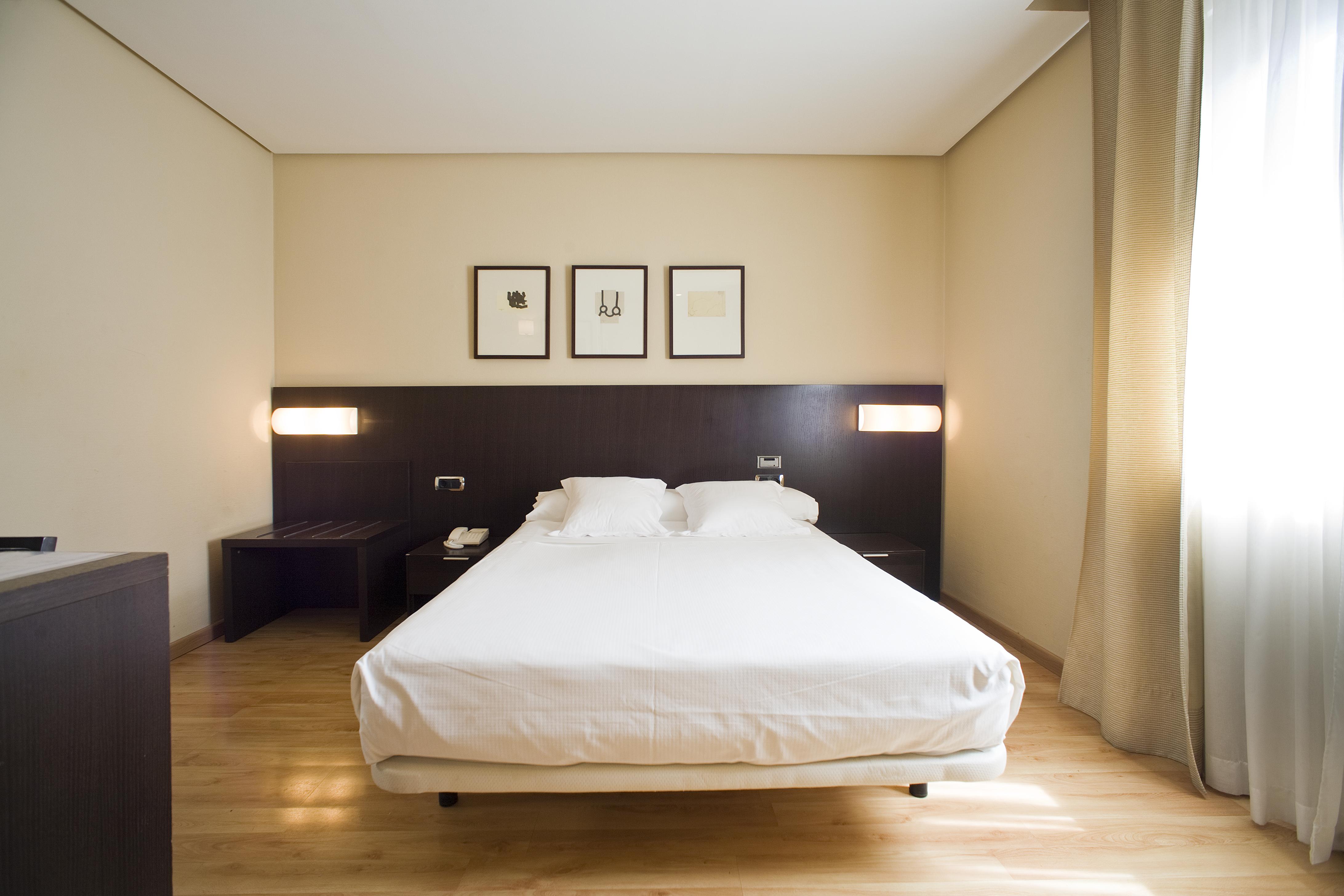 Hotel Sercotel Tudela Bardenas מראה חיצוני תמונה
