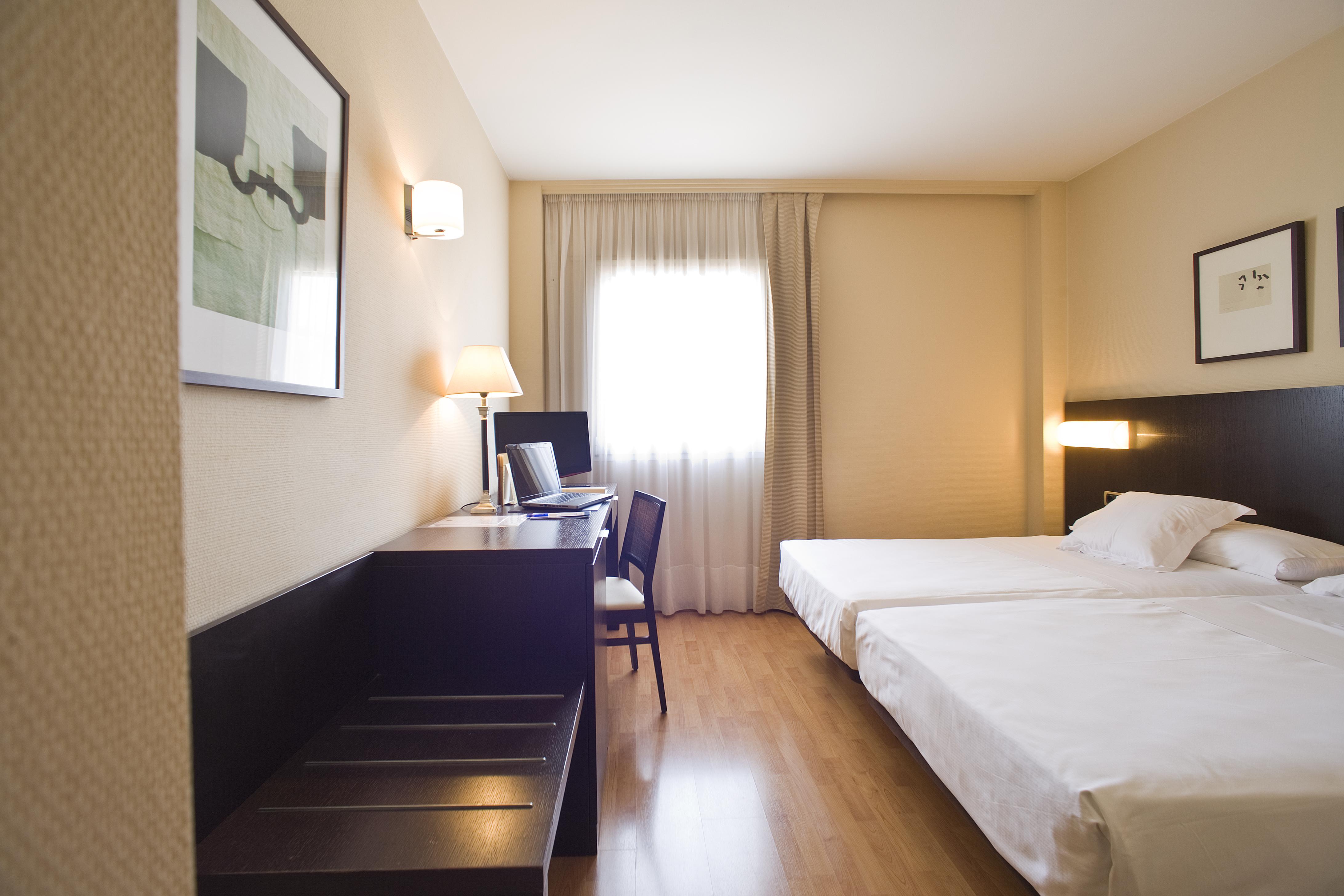 Hotel Sercotel Tudela Bardenas מראה חיצוני תמונה
